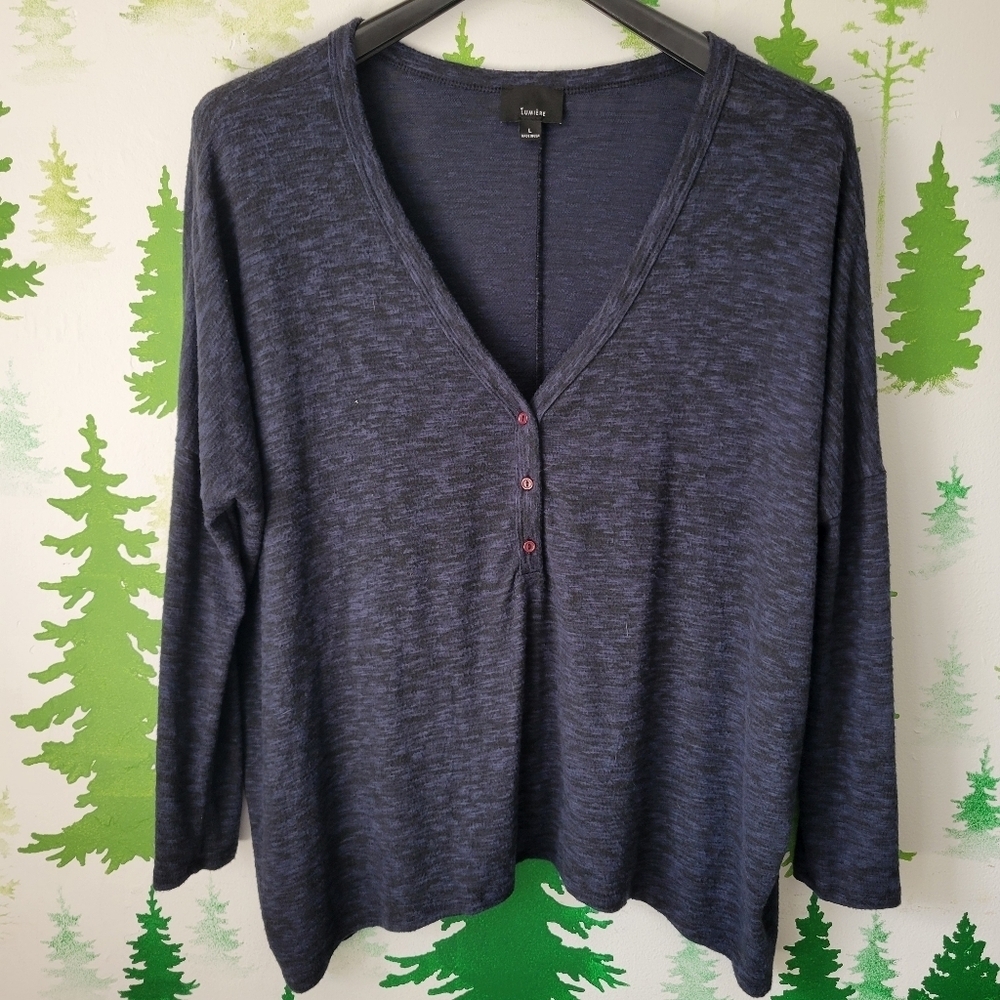 Lumière Deep V neckline Oversized Sweater.